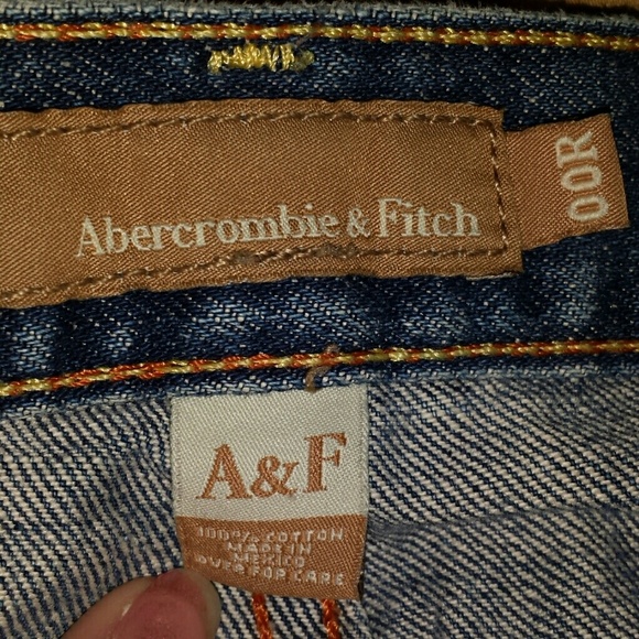 Denim - Picture 2 of 4