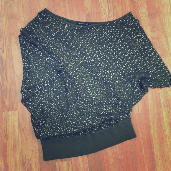 🚫SOLD🚫BCBG Woven top with sequins size M