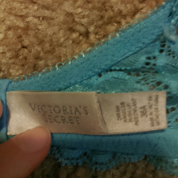 5 different bras - Picture 4 of 4