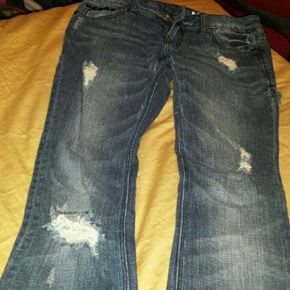 Denim - Picture 3 of 4