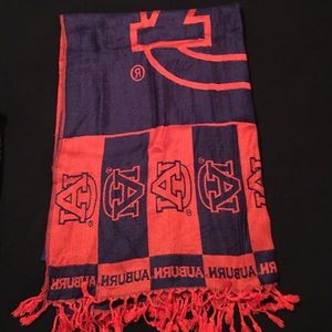 Auburn scarf/shawl
