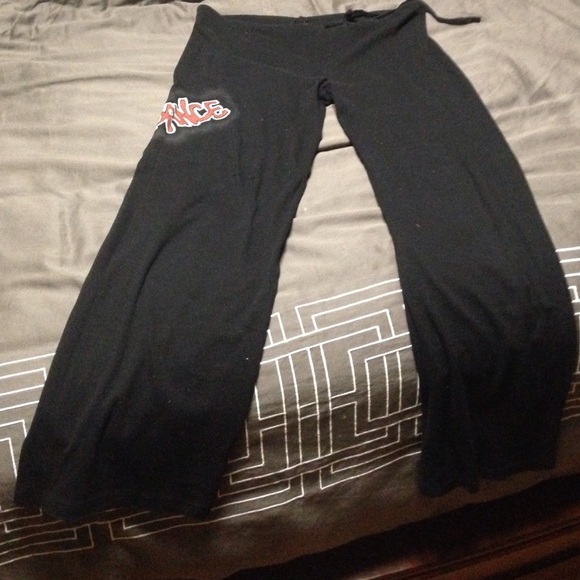Black sweat pants with draw string tie - Picture 2 of 2