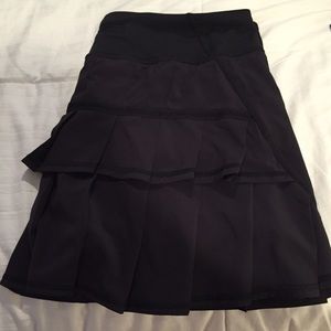 lululemon athletica pacesetter skirt