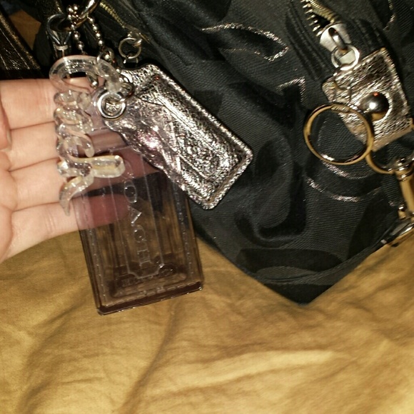 Handbag - Picture 3 of 4