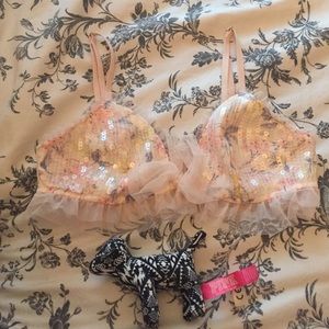 Pink floral bralette💋