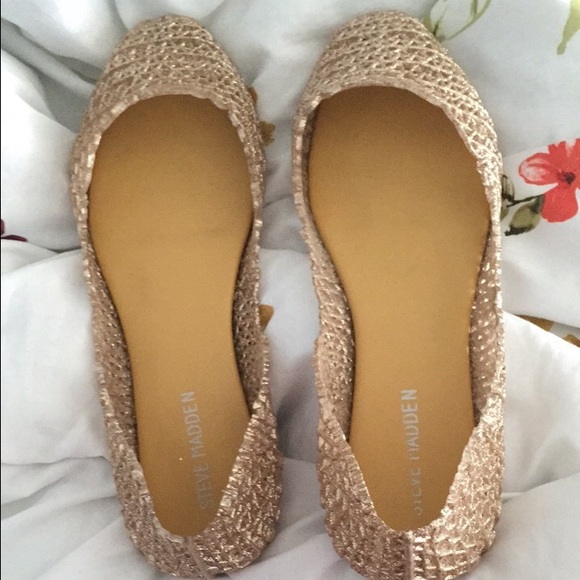 Steve Madden gelly shoe