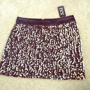 Gold and black sequence skirt