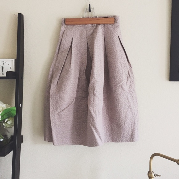 H&M Dresses & Skirts - Glamorous a-line skirt