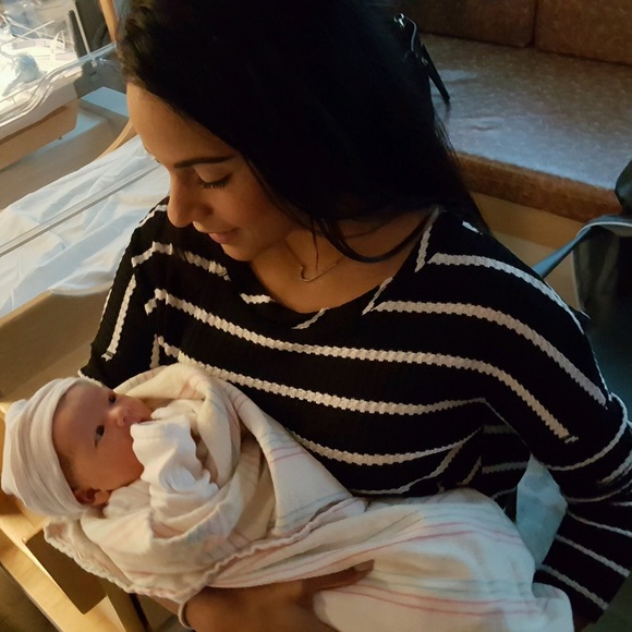 💕MEET THE SELLER PART✌🏽 - Picture 2 of 8