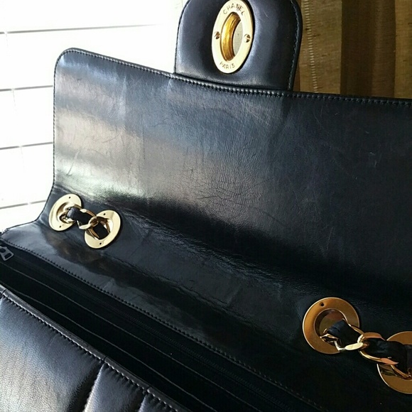 Chanel bag - Picture 3 of 3
