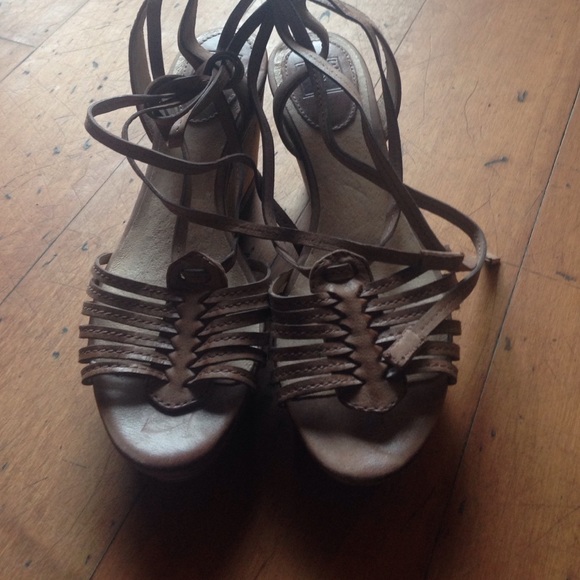 Frye Sandals. NWOT