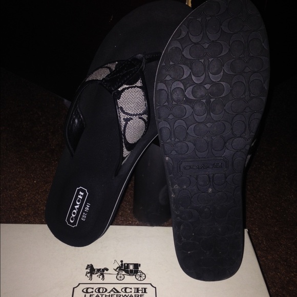 Cushion coach sandals
