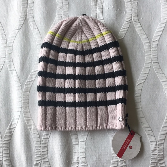 lululemon athletica Accessories - Lululemon • Blissed Out Toque • Hat • Beanie