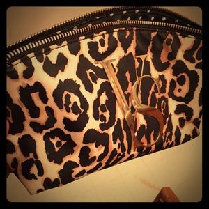 VS makeup bag