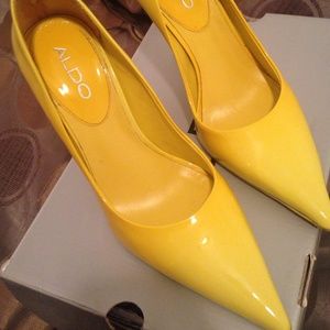 Yellow linares-68 Aldo shoes