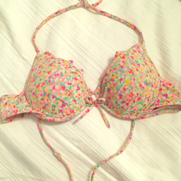 🎀 Victoria's Secret 🎀 swim top