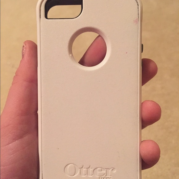 ❌❌SOLD❌❌IPhone 5/5s Otter Box