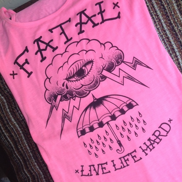 Fatal Tops - Femme Fatale Graphic Tank