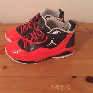 Air Jordan woman's basketball shoes