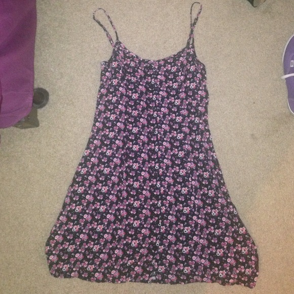 Floral casual spaghetti strap dress from H&M