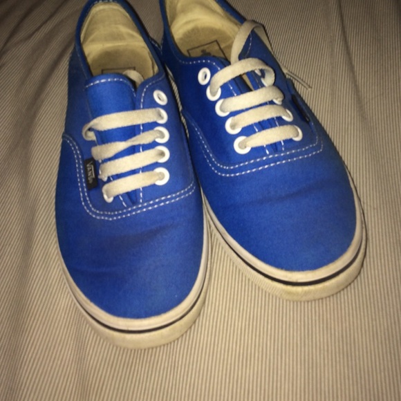 Bright blue lo pros  vans brand