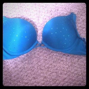 A Victoria's Secret bombshell bra