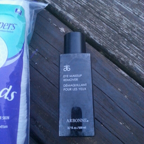 Arbonne make up remover