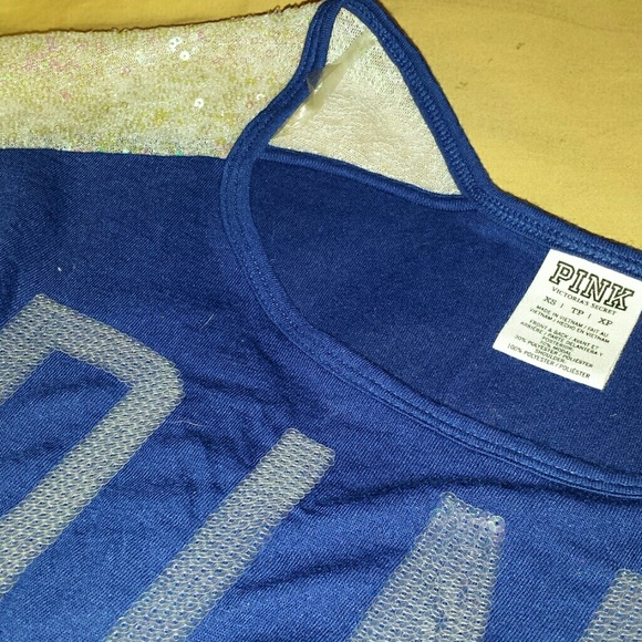 Crop top - Picture 2 of 3