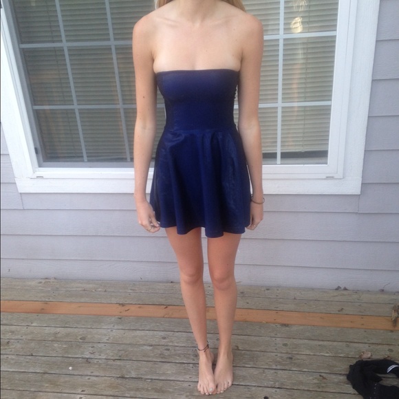 American Apparel Dresses & Skirts - American apparel shiny dark blue dress /skirt