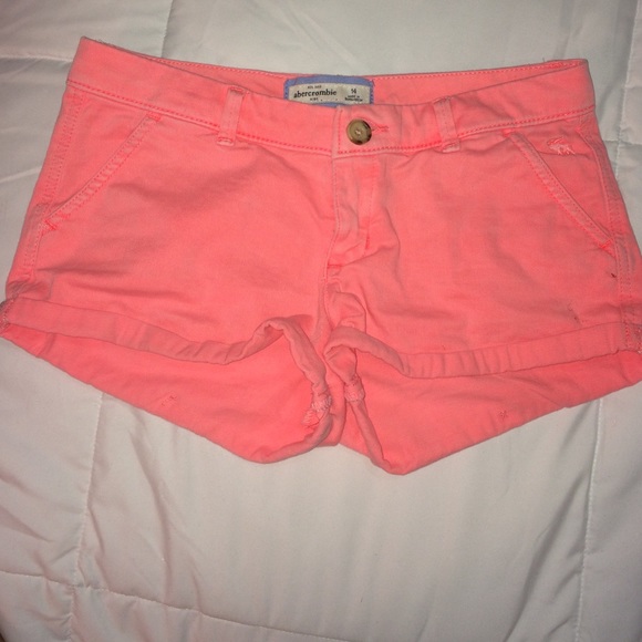 Abercrombie Kids coral shorts
