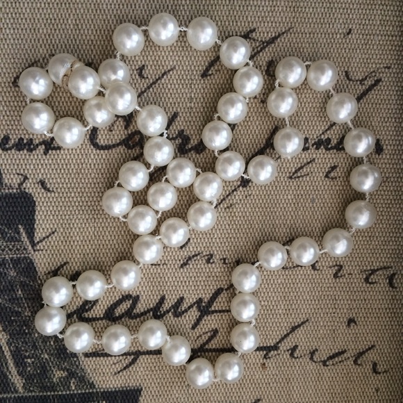 🌿 Faux Pearl Necklace 🌿