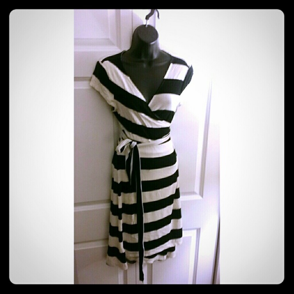 Ann Taylor wrap dress