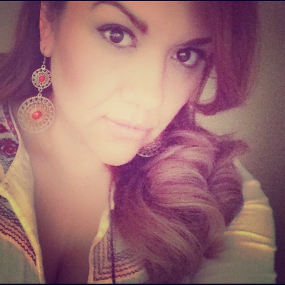 🎀MEET YOUR SELLER🎀