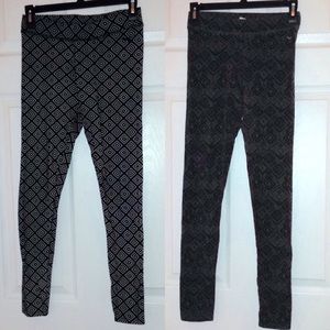 *BUNDLE* Victoria's Secret printed leggings