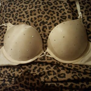 victoria secret 32b add 2  cup sizes