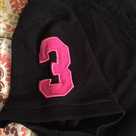 Black polo with pink detail - Picture 3 of 3