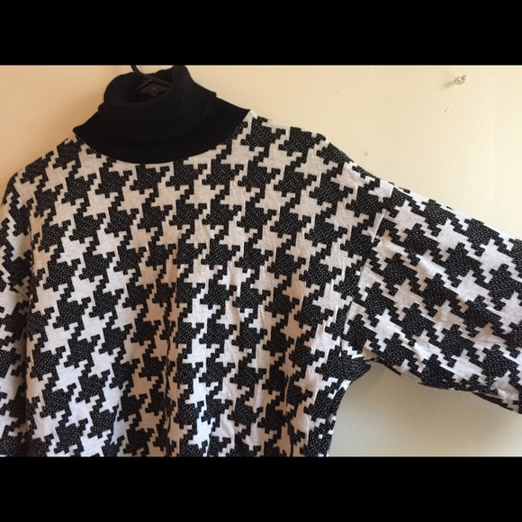 Vintage 90s houndstooth retro top