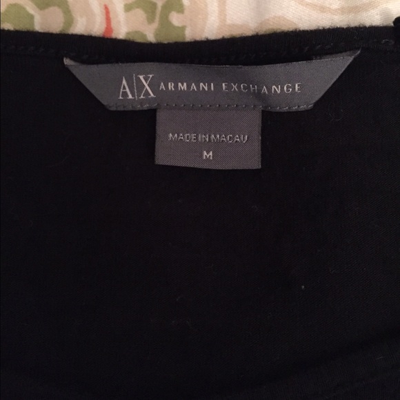 Black top with keyhole - Picture 3 of 3