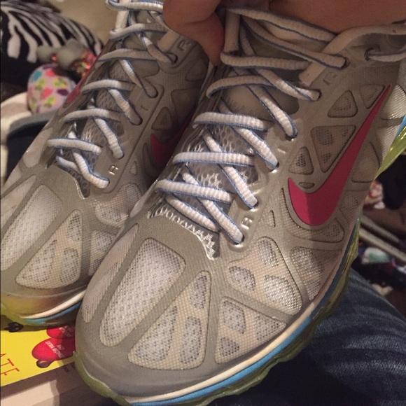 Nike Airmax - Picture 2 of 3