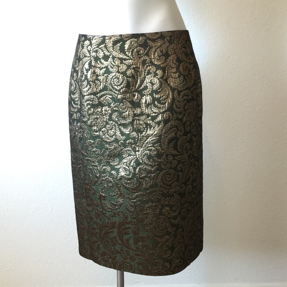 Donna Ricco Dresses & Skirts - Gold embroidered pencil skirt