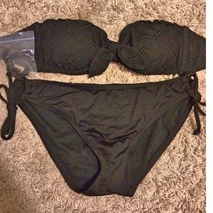 Tied black bandeau bikini