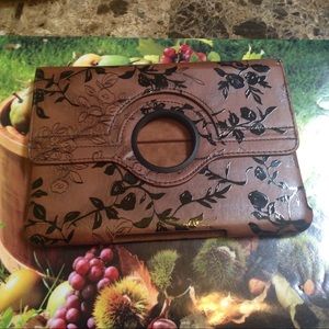 iPad / tablet case like new!