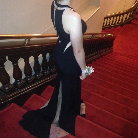 Beautiful 2015 Prom dress - Picture 2 of 4