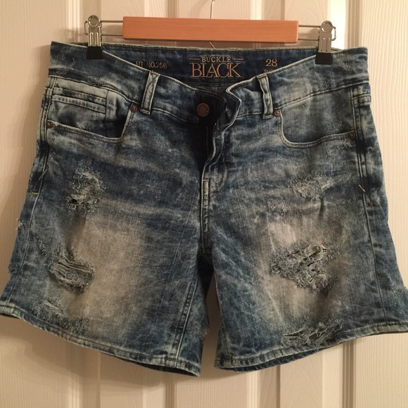 Buckle Black vintage torn shorts