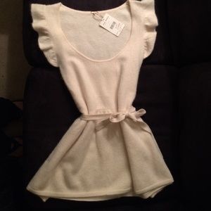 Free People L cream sleeveless sweater with tie