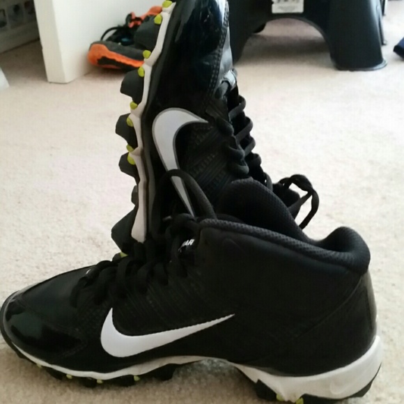 Cant beat the price-Boys Nike football cleats