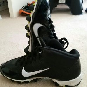 Cant beat the price-Boys Nike football cleats