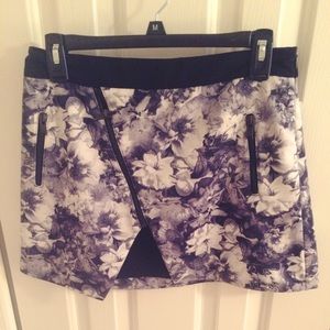 Brand new Zara floral skirt