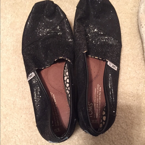 Black glitter toms size 9