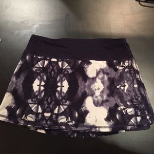 Navy and white lululemon skirt